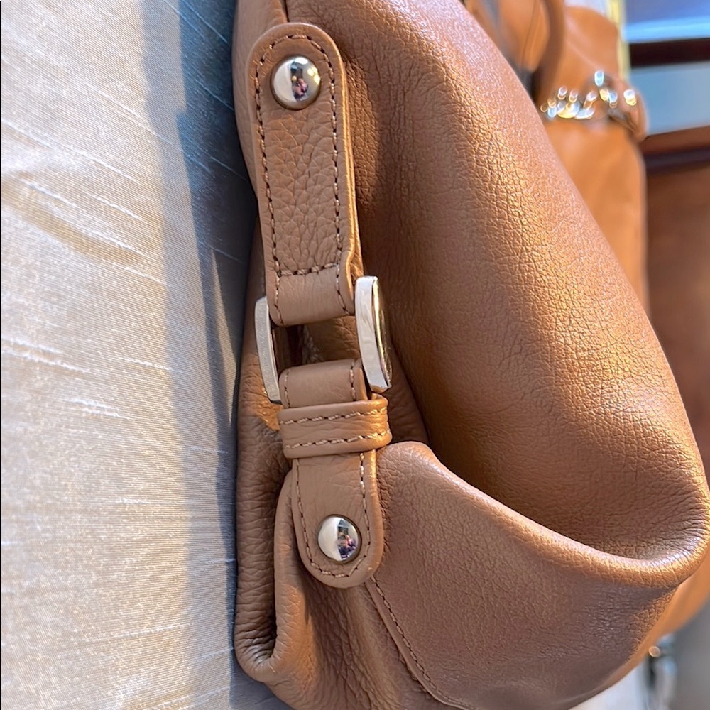 B-Collective by Buxton Elegant Tan Leather Large Hobo Shoulder Bag - Picture 8 of 16